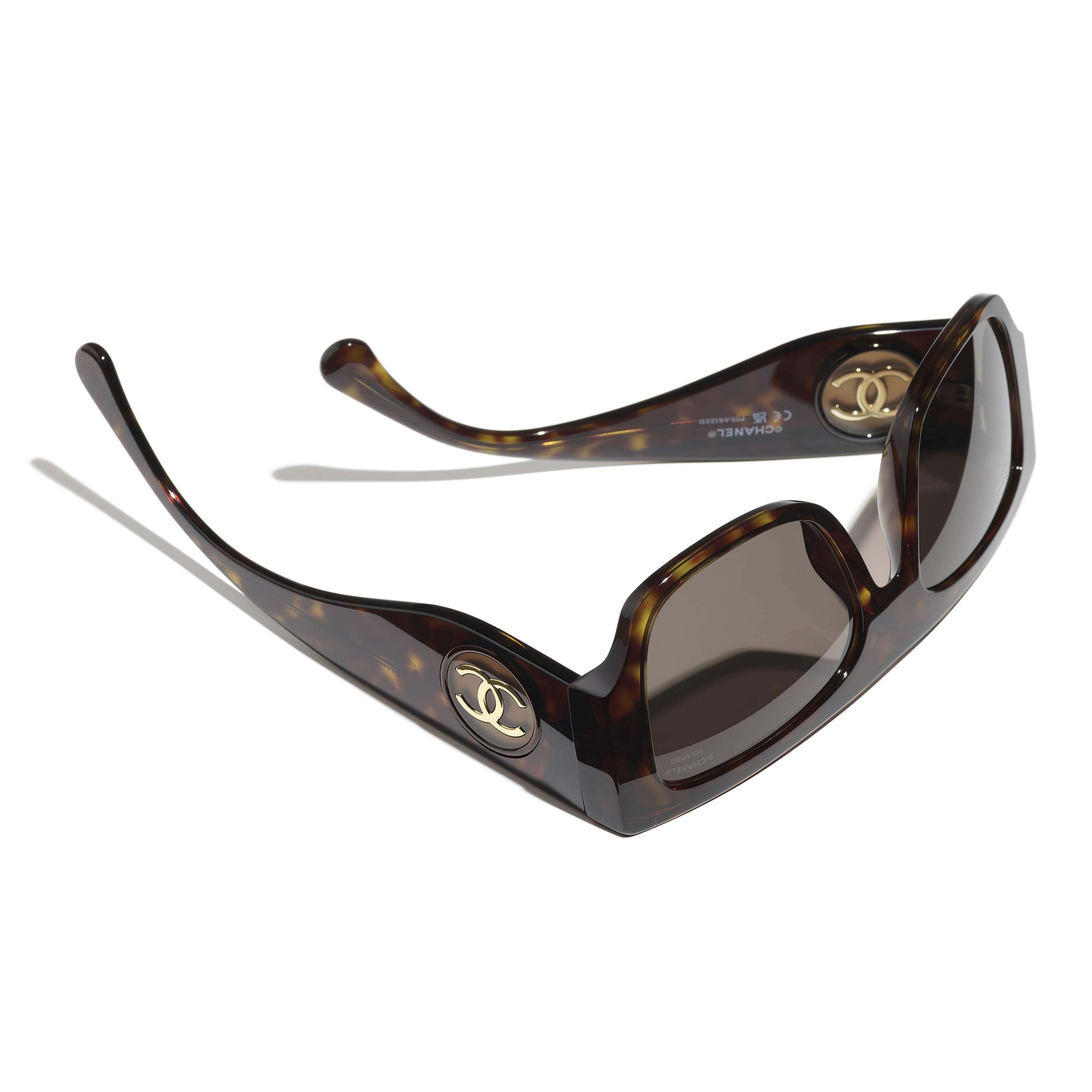 Sunglasses CHANEL CH5549 C714/83 55-18 Dark havana in stock display picture 1