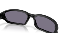 Oakley Terraforma OO9530 01 58-17 Schwarz