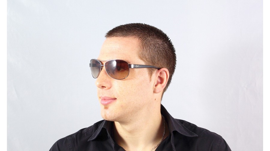 Sunglasses Ray-Ban RB3386 004/13 63-13 Black Medium Gradient in