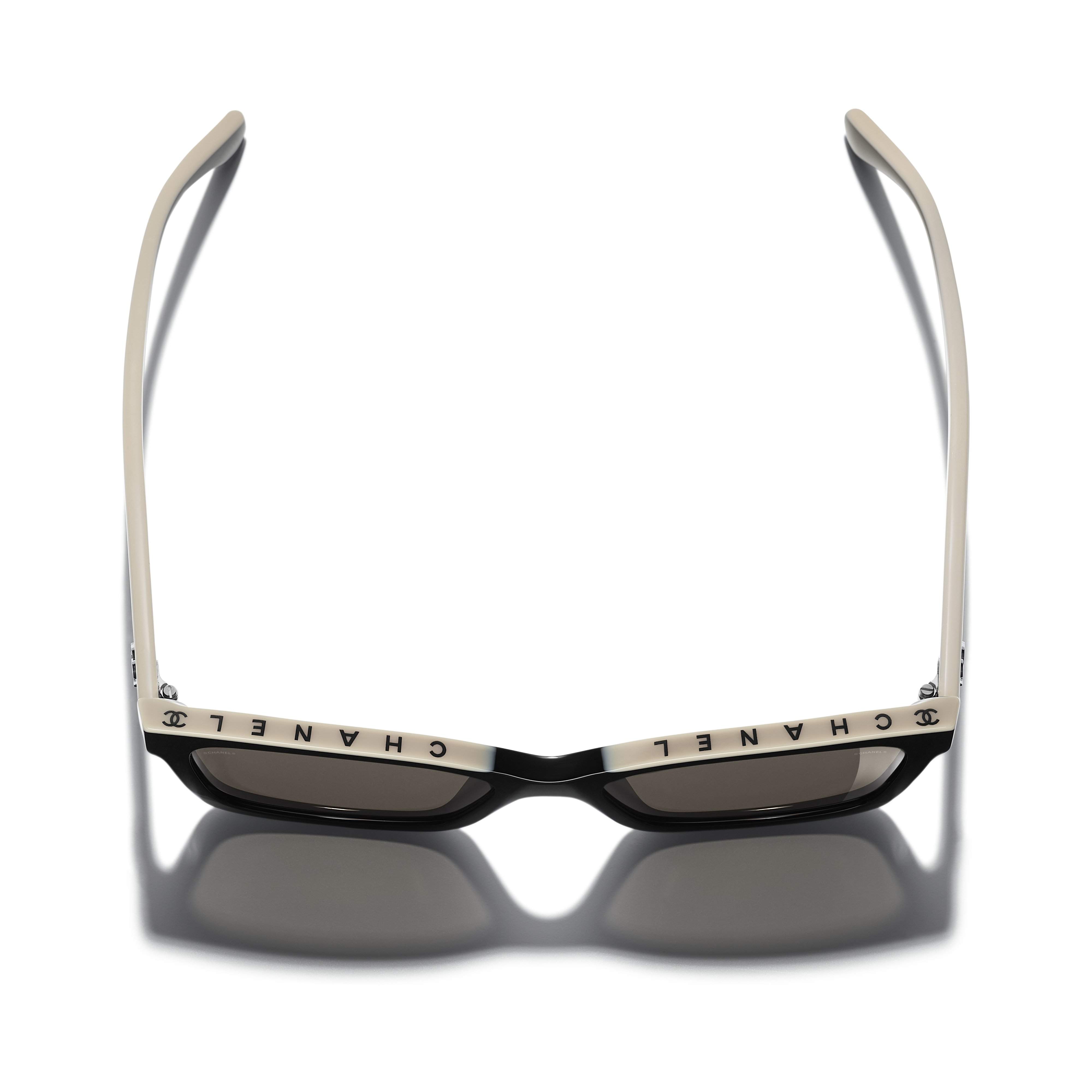 Sunglasses Chanel CH5417 C534/3 Black in stock, Price 208,33 €