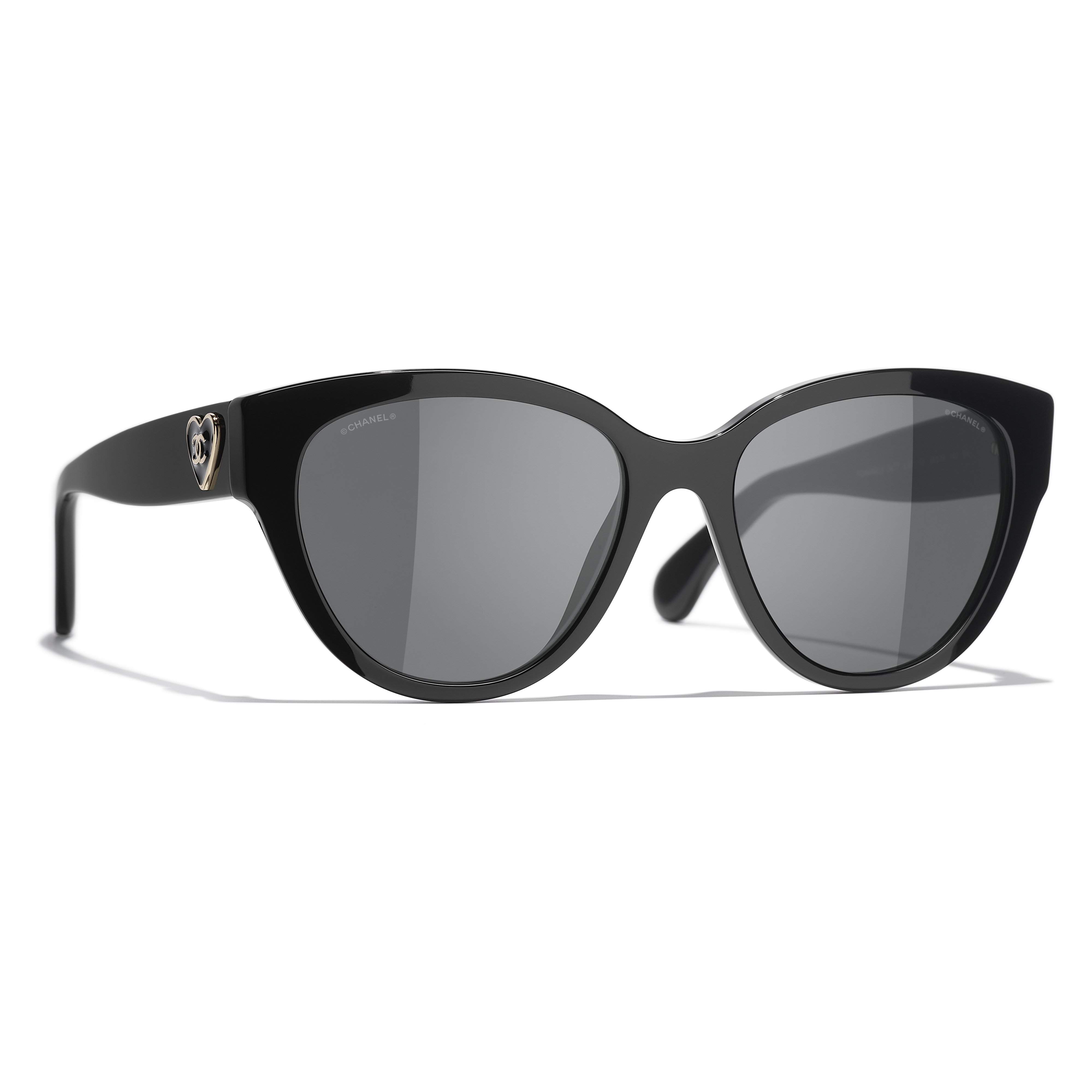 Sunglasses Chanel Black in Plastic - 23431077